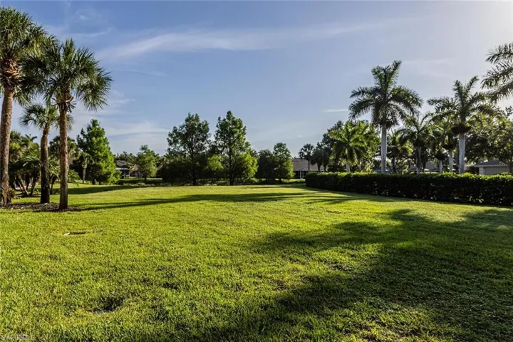 14165 Winchester Ct 204, Naples, Florida 34114