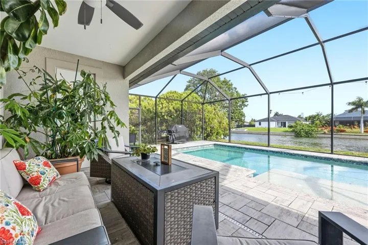 212 SW 20th  ST, Cape Coral, FL 33991