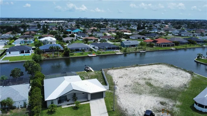 212 Sw 20th St, Cape Coral, Florida 33991