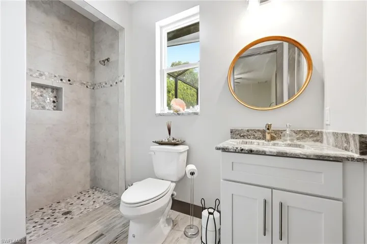 212 Sw 20th St, Cape Coral, Florida 33991