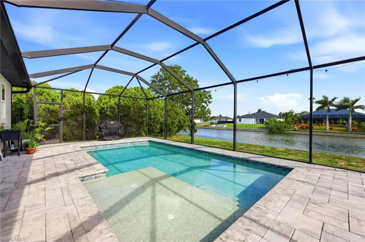 212 SW 20th  ST, Cape Coral, FL 33991