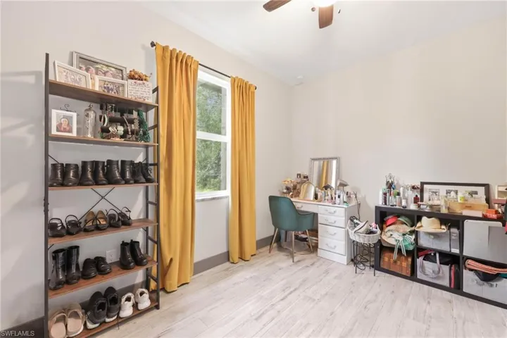 212 Sw 20th St, Cape Coral, Florida 33991