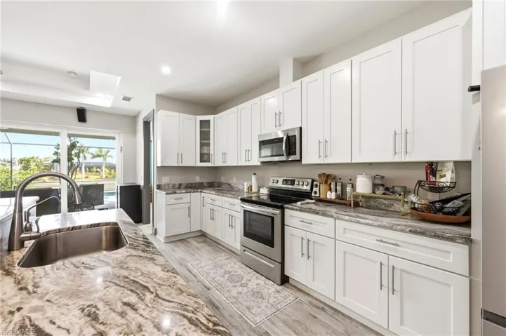 212 SW 20th  ST, Cape Coral, FL 33991