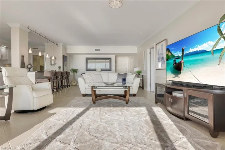 3401 Gulf Shore Blvd N 605, Naples, Florida 34103