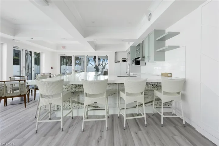 3401 Gulf Shore Blvd N 605, Naples, Florida 34103