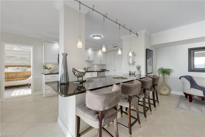3401 Gulf Shore Blvd N 605, Naples, Florida 34103