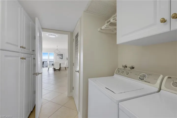 3401 Gulf Shore Blvd N 605, Naples, Florida 34103