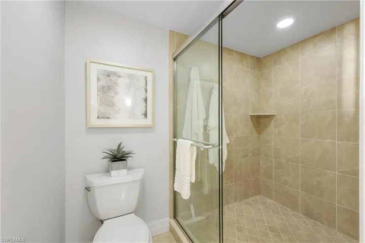 3401 Gulf Shore Blvd N 605, Naples, Florida 34103