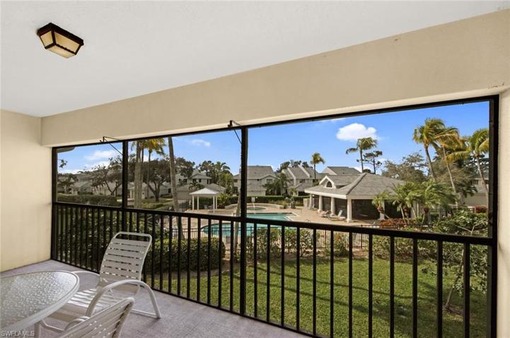 Nice sized lanai