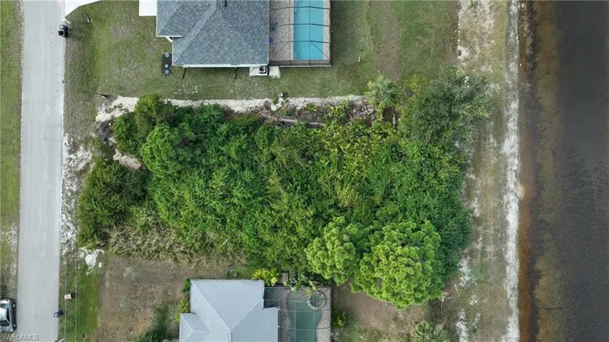 105 Paddock St, Lehigh Acres, Florida 33974