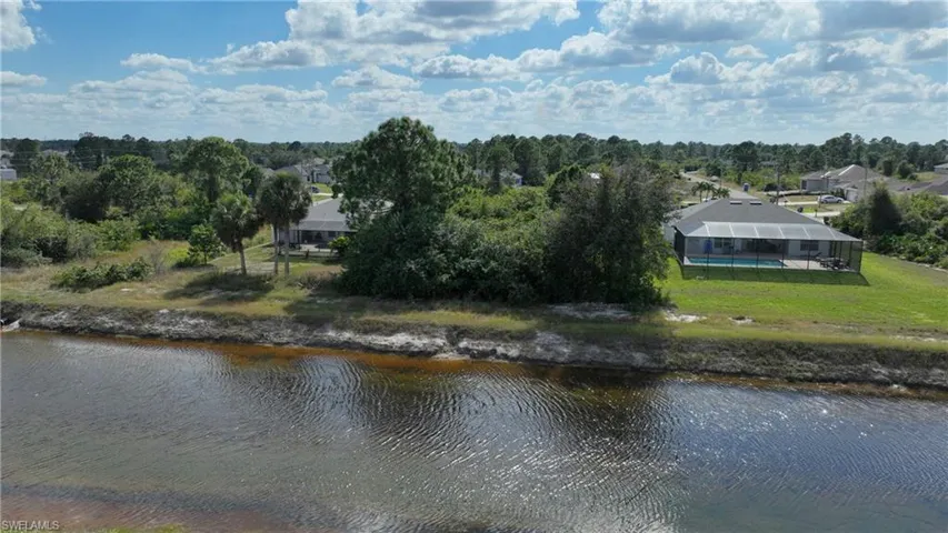 105 Paddock St, Lehigh Acres, Florida 33974