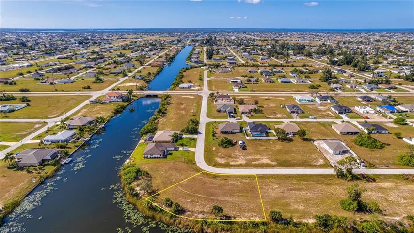 Plenty of room for a large house and pool.
