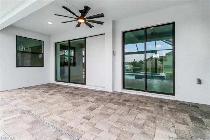 2013 Old Burnt Store Rd N, Cape Coral Fl 33993