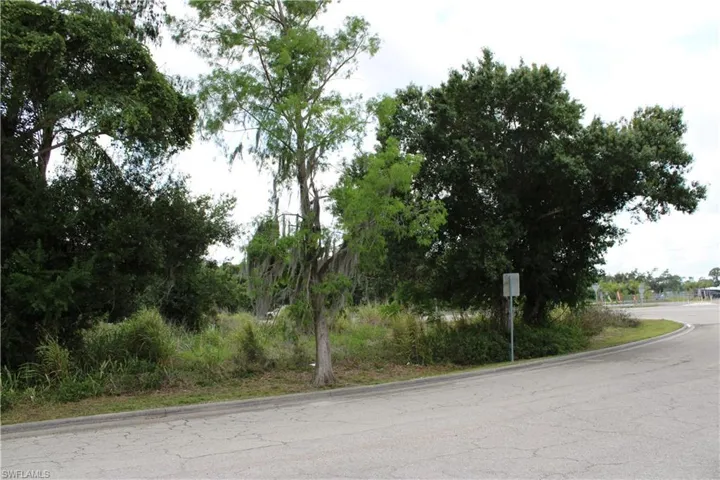 2643  Pine Island NE RD, Cape Coral, FL 33909
