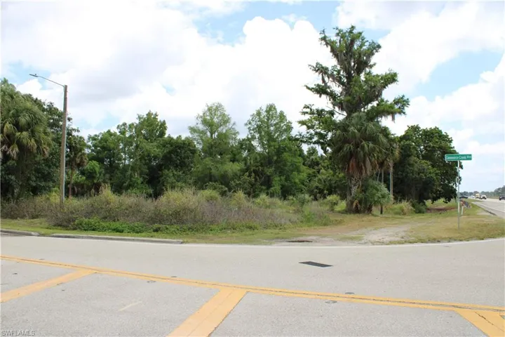 2643  Pine Island NE RD, Cape Coral, FL 33909