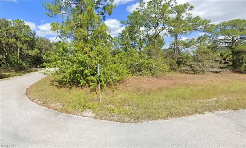 301 E 13th St, Lehigh Acres Fl 33972