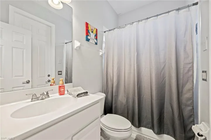 Cabana full bathroom