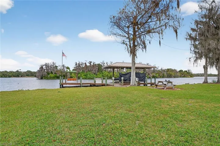 1964  Rialto  WAY, Alva, FL 33920