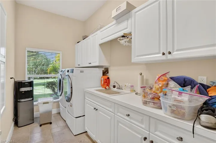 1964  Rialto  WAY, Alva, FL 33920