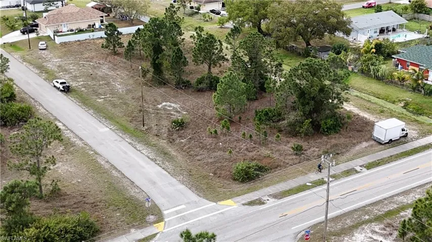 923 Venice AVE N, LEHIGH ACRES FL 33971