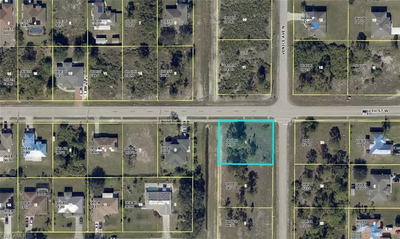 923 Venice AVE N, LEHIGH ACRES FL 33971