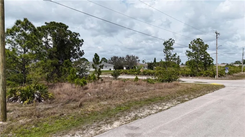 923 Venice AVE N, LEHIGH ACRES FL 33971