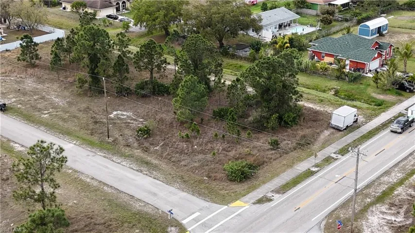 923 Venice AVE N, LEHIGH ACRES FL 33971