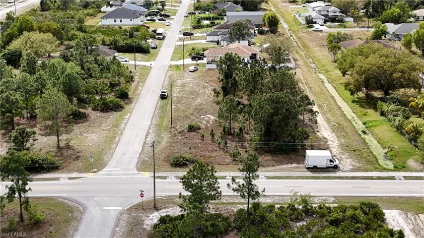 923 Venice AVE N, LEHIGH ACRES FL 33971