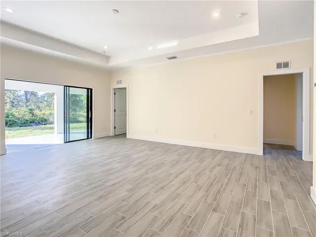 604  Lincoln  BLVD, Lehigh Acres, FL 33936