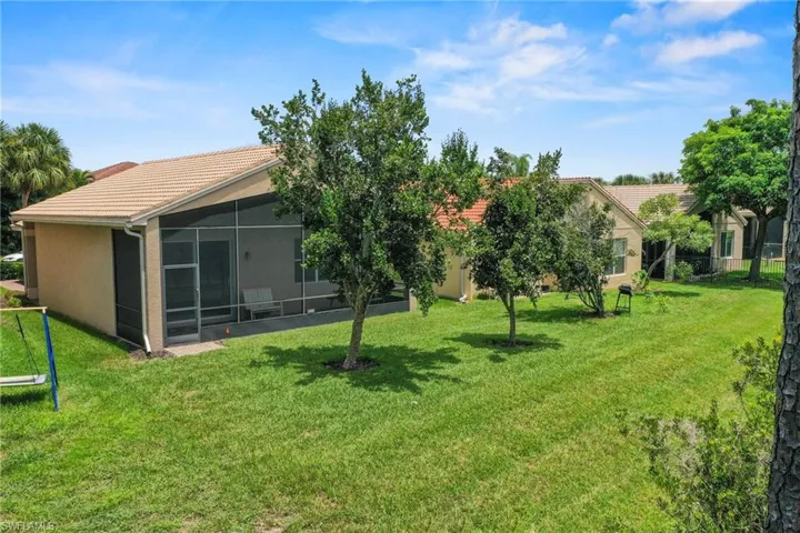 11104 Yellow Poplar Dr, Fort Myers, Florida 33913