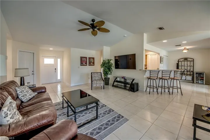 5237 Sw 24th Ave, Cape Coral, Florida 33914