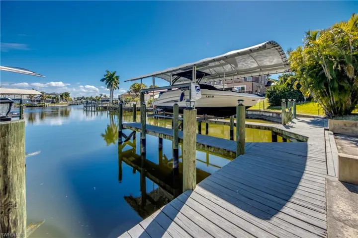 5237 Sw 24th Ave, Cape Coral, Florida 33914