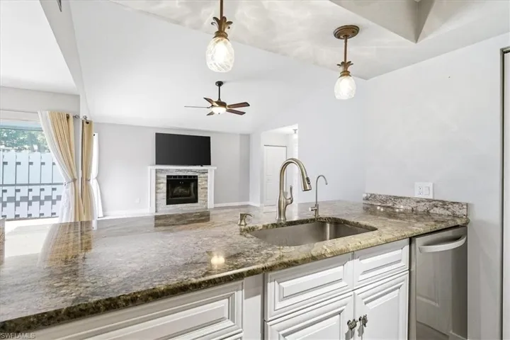 6238 Timberwood Cir 109, Fort Myers, Florida 33908