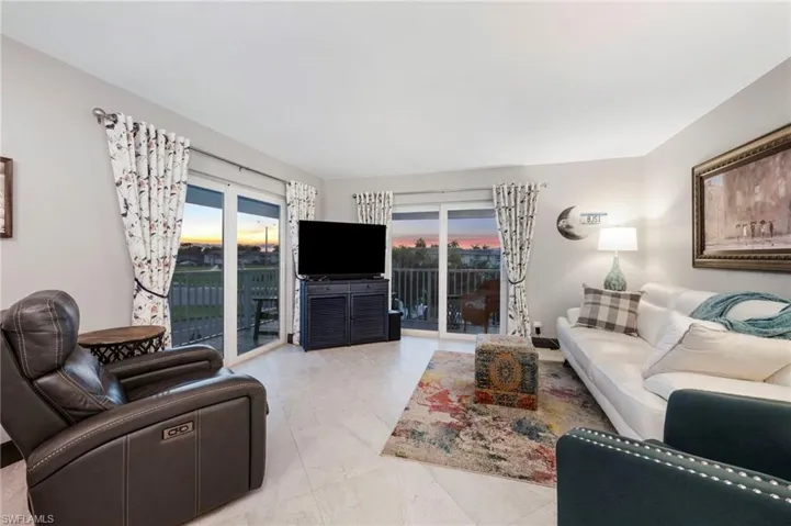 Living Room Open to Wrap Around Lanai