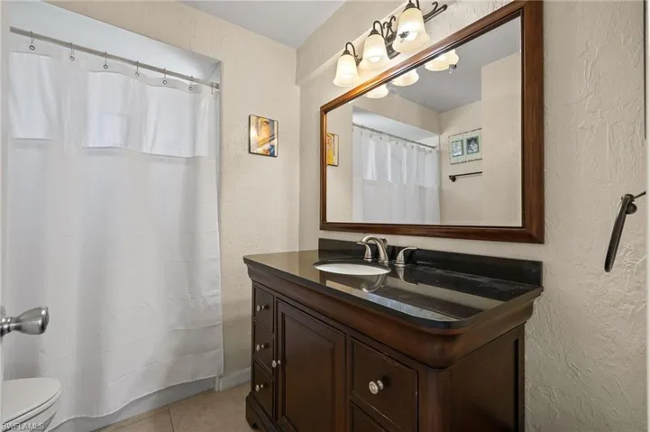 1383  Currier  CIR, Fort Myers, FL 33919