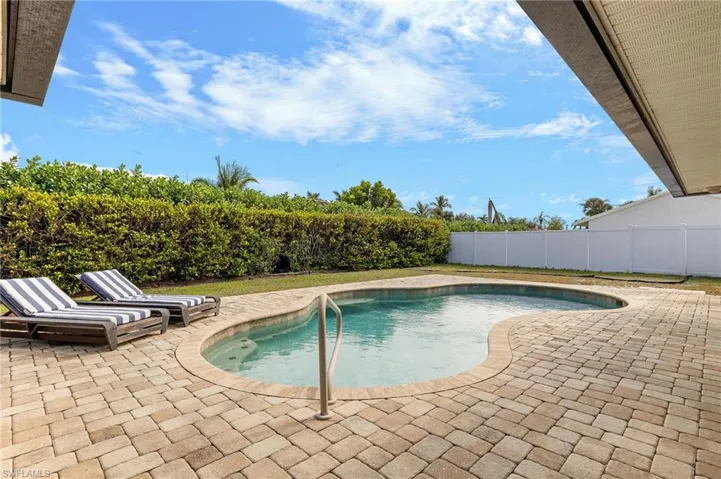 1383  Currier  CIR, Fort Myers, FL 33919