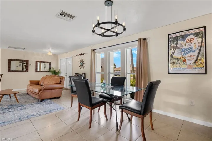 1383  Currier  CIR, Fort Myers, FL 33919