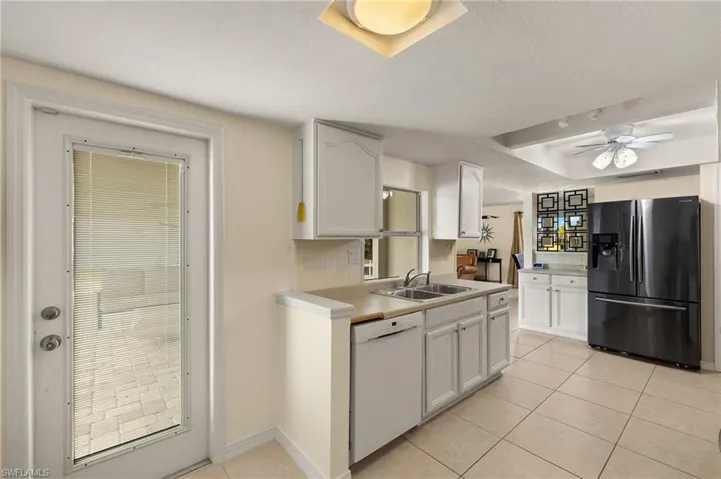 1383  Currier  CIR, Fort Myers, FL 33919