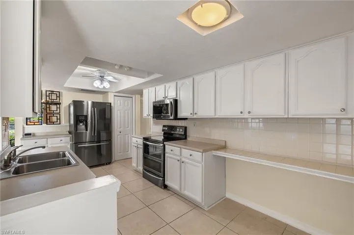 1383  Currier  CIR, Fort Myers, FL 33919