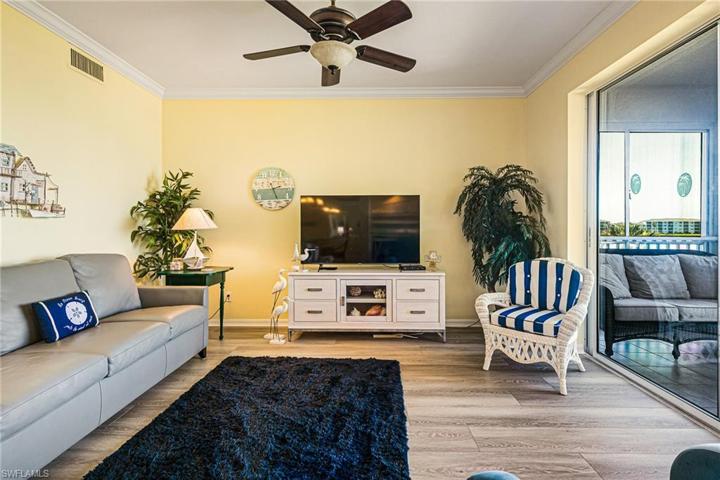10450  Washingtonia Palm  WAY, Fort Myers, FL 33966