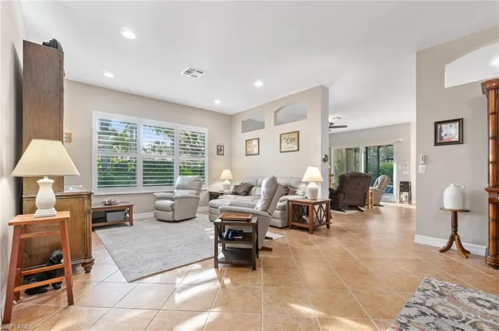 2313  Butterfly Palm  DR, Naples, FL 34119