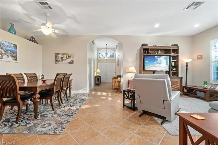 2313  Butterfly Palm  DR, Naples, FL 34119