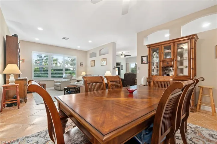 2313  Butterfly Palm  DR, Naples, FL 34119