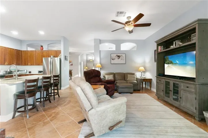 2313  Butterfly Palm  DR, Naples, FL 34119