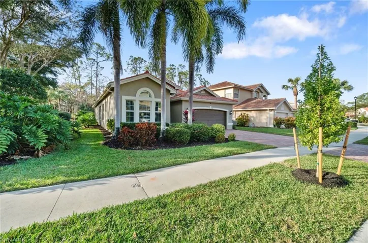 2313  Butterfly Palm  DR, Naples, FL 34119