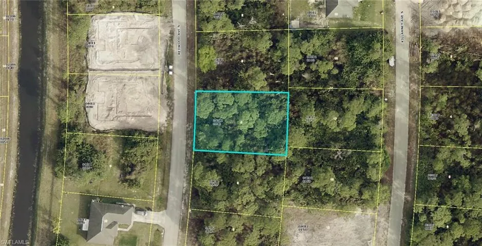 511 Redwood Ave S, Lehigh Acres, Florida 33974