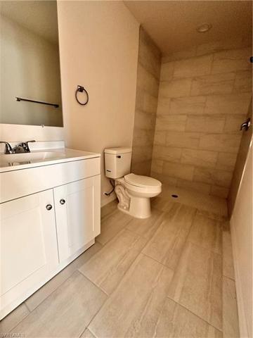 826-828  Gleason  PKWY, Cape Coral, FL 33914