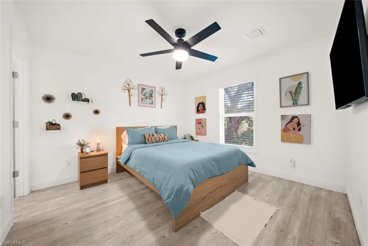 2375 Bahia Vista St, Sarasota, Florida 34239