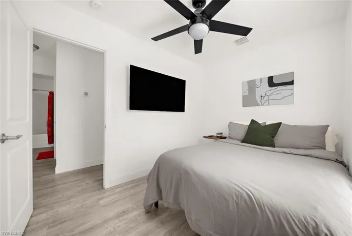 2375 Bahia Vista St, Sarasota, Florida 34239