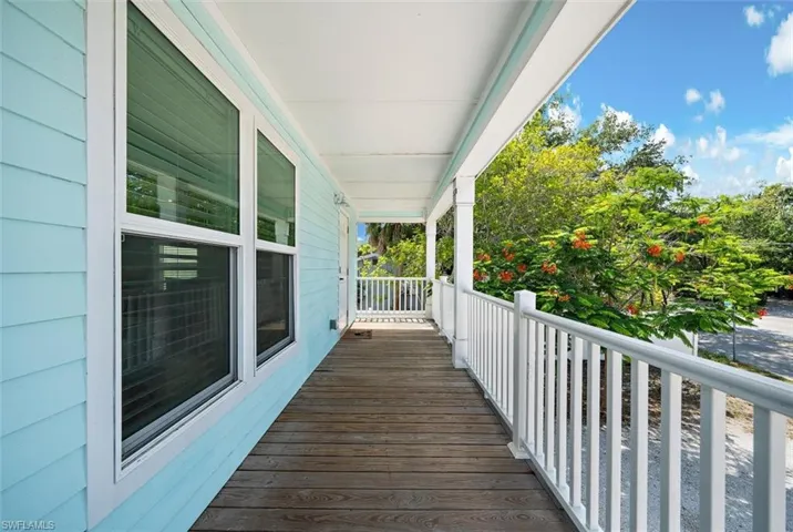 2375 Bahia Vista St, Sarasota, Florida 34239